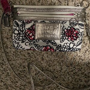Coach Poppy Cross Body